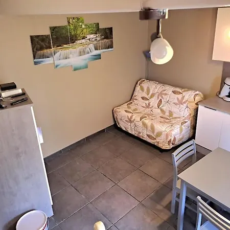 Сasa de vacaciones Nice Little F2 Vars (Charente)